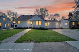 4322 Devonshire Avenue, Lansing, MI 48910