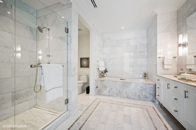 435 N Michigan Avenue 701, Chicago, IL 60611