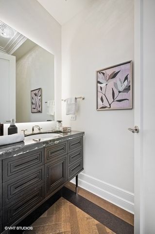 435 N Michigan Avenue 701, Chicago, IL 60611