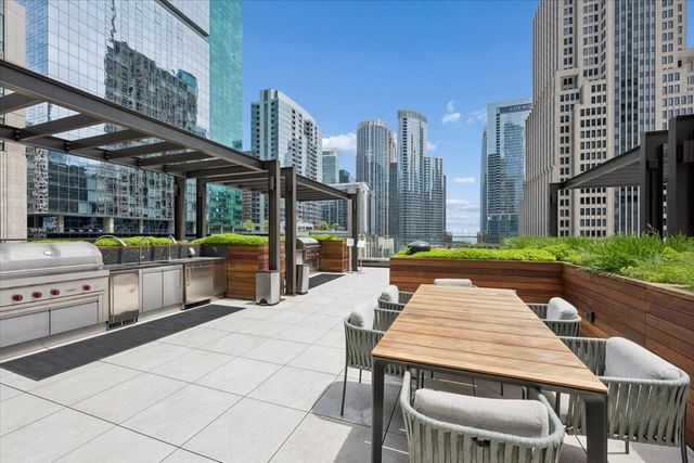435 N Michigan Avenue 701, Chicago, IL 60611