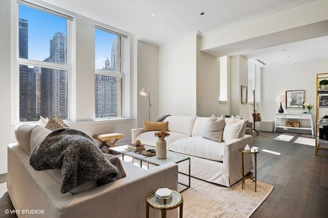 435 N Michigan Avenue 701, Chicago, IL 60611
