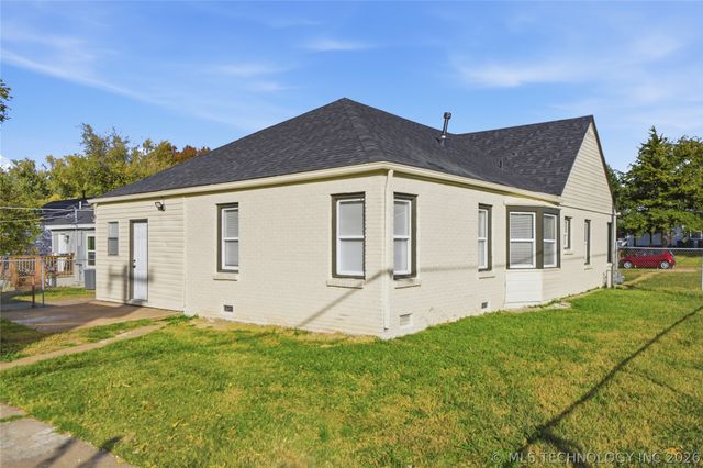 1604 N Boston Place, Tulsa, OK 74106