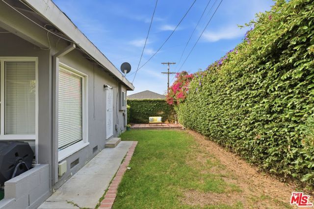 6257 La Tijera Boulevard, Los Angeles, CA 90056