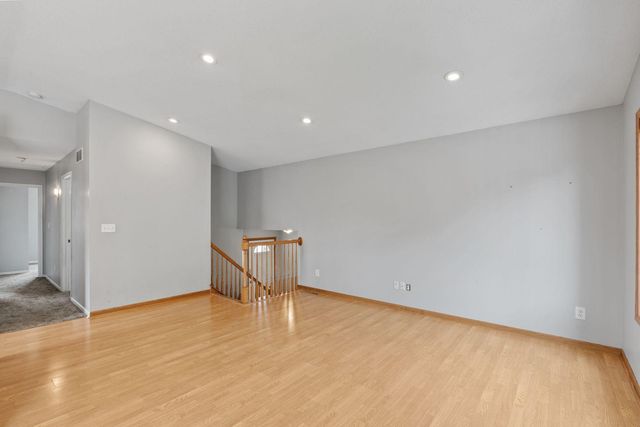 114 Lillie Lane SE, Pine Island, MN 55963