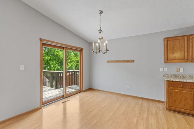 114 Lillie Lane SE, Pine Island, MN 55963