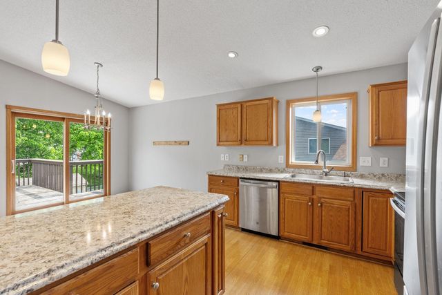 114 Lillie Lane SE, Pine Island, MN 55963