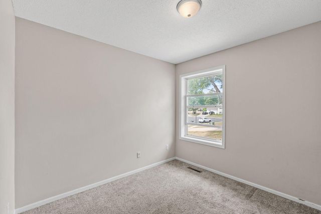 114 Lillie Lane SE, Pine Island, MN 55963