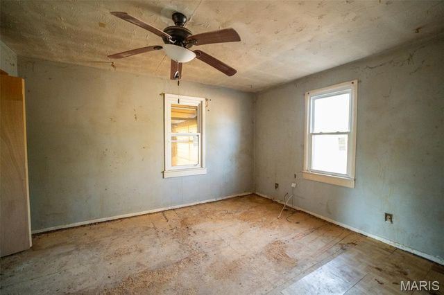 28 Park Street, Farmington, MO 63640