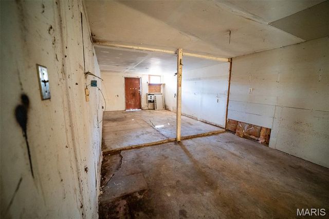 28 Park Street, Farmington, MO 63640