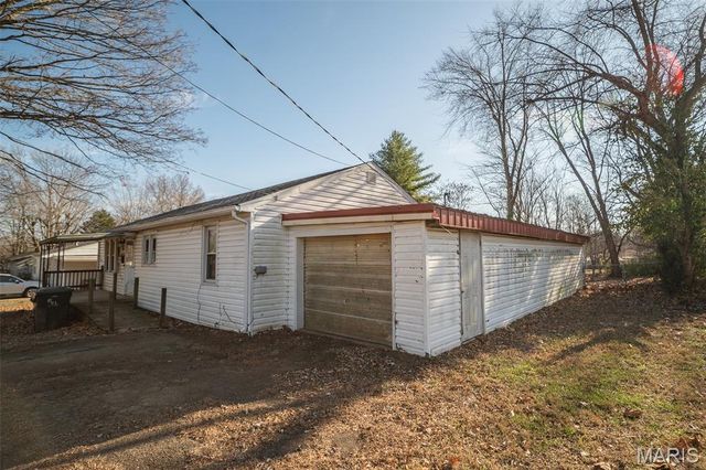 28 Park Street, Farmington, MO 63640