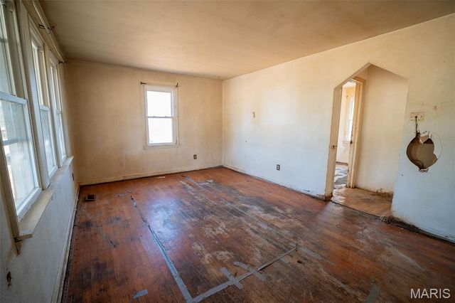 28 Park Street, Farmington, MO 63640