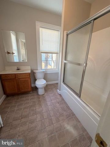 8925 DAYTON AVE, North Beach, MD 20714