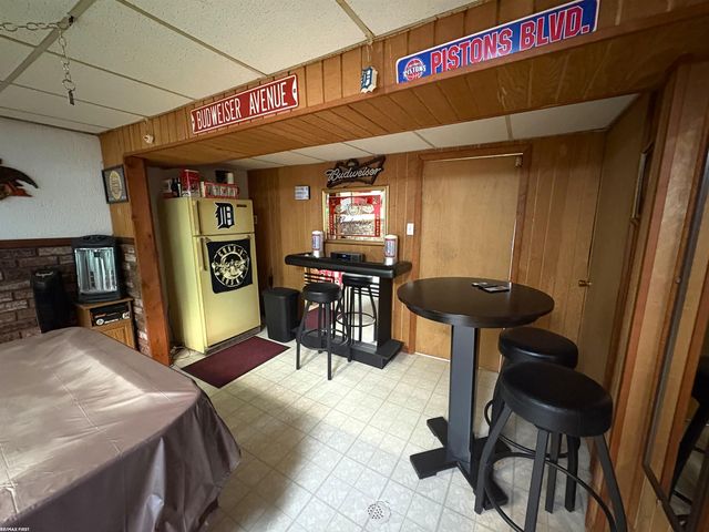 24059 Grange Street, Clinton Township, MI 48036