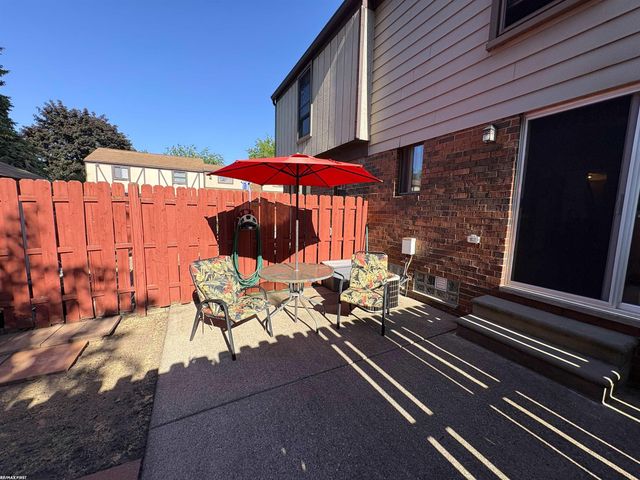 24059 Grange Street, Clinton Township, MI 48036
