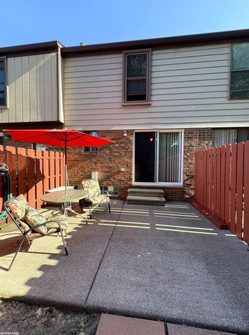 24059 Grange Street, Clinton Township, MI 48036