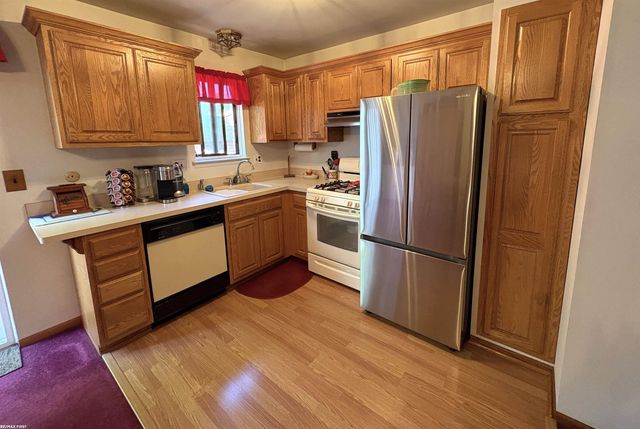24059 Grange Street, Clinton Township, MI 48036