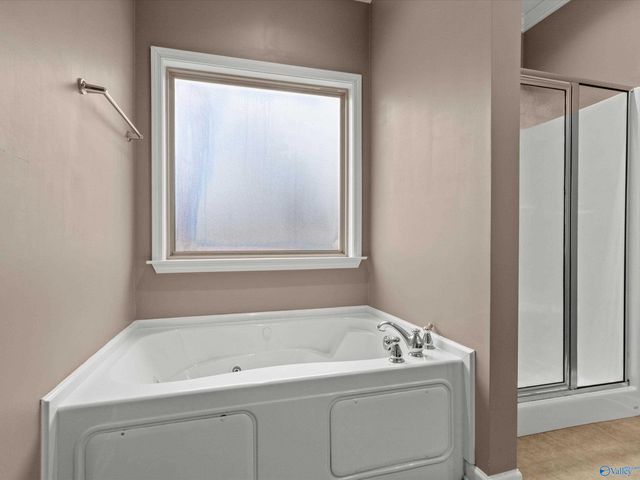 14433 Royal St George, Athens, AL 35613