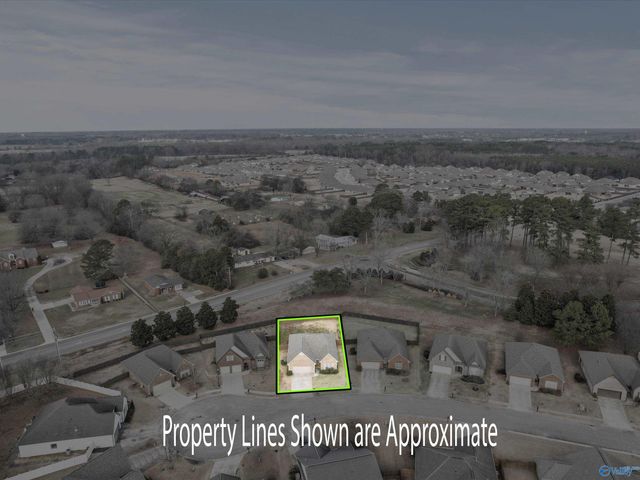 14433 Royal St George, Athens, AL 35613