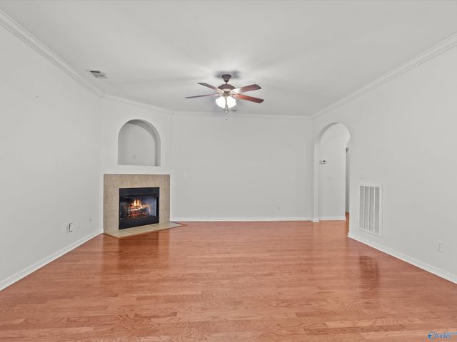 14433 Royal St George, Athens, AL 35613