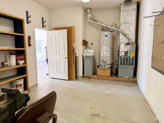 2918 E Green Canyon Dr, Meridian, ID 83642