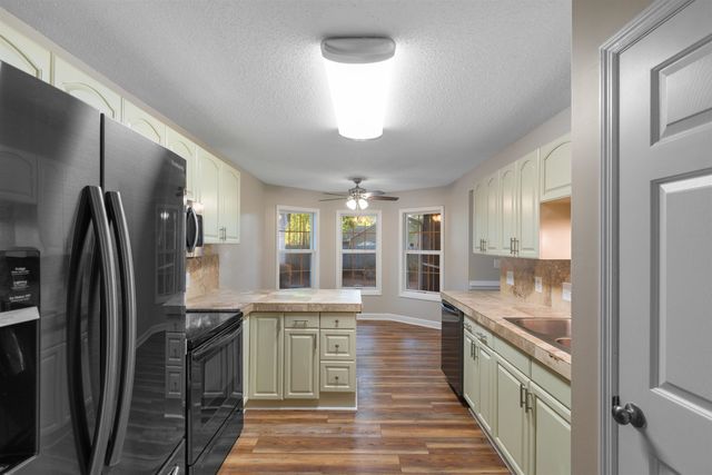 1502 25th Ave. N, North Myrtle Beach, SC 29582