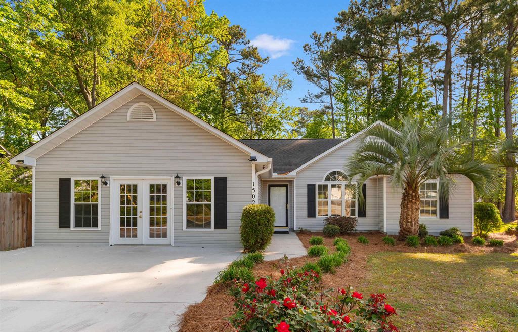 1502 25th Ave. N, North Myrtle Beach, SC 29582
