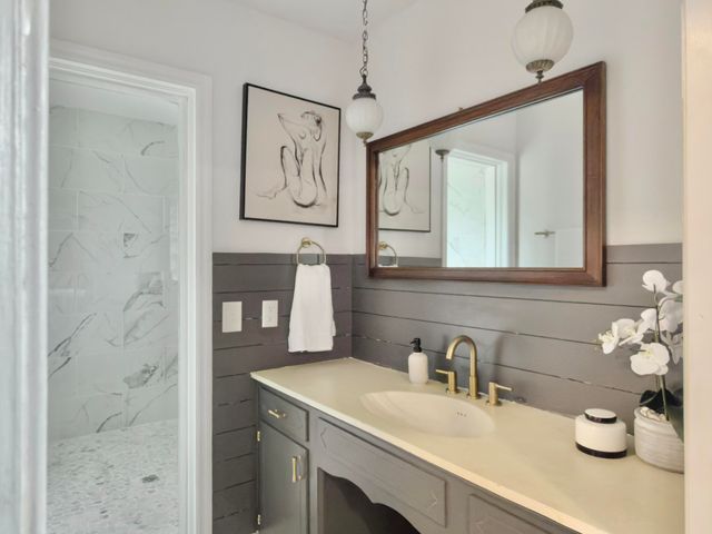 1020 Yeamans Hall Road, Hanahan, SC 29410