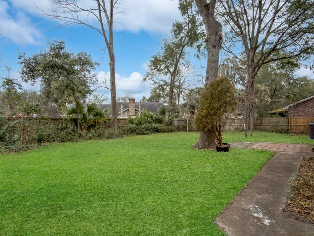 1020 Yeamans Hall Road, Hanahan, SC 29410