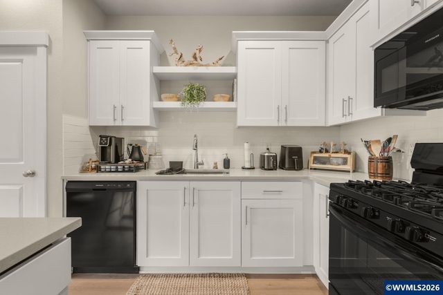 5923 NW Torchcrest Pl, Corvallis, OR 97330