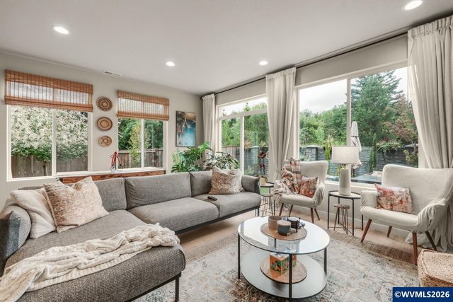 5923 NW Torchcrest Pl, Corvallis, OR 97330
