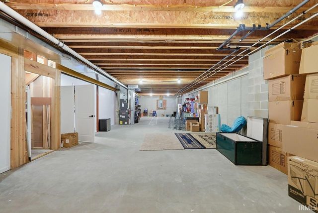 6114 Wyndham Way, Muncie, IN 47304