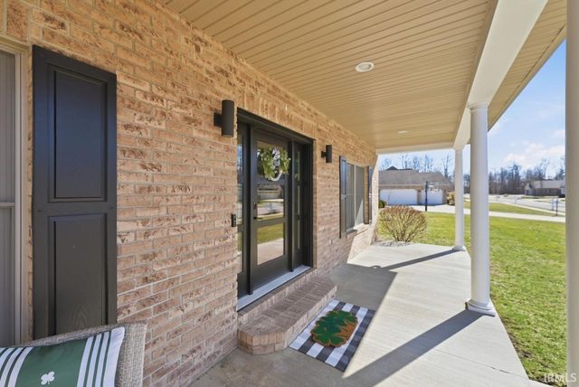 6114 Wyndham Way, Muncie, IN 47304