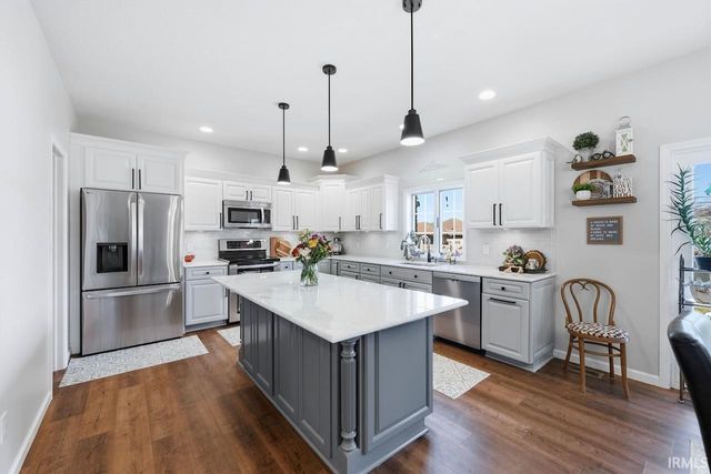 6114 Wyndham Way, Muncie, IN 47304