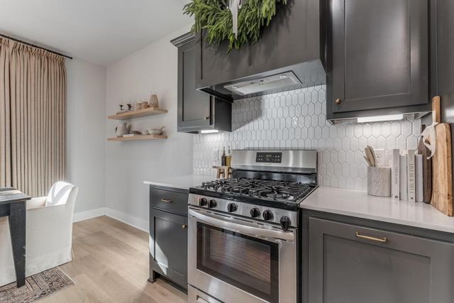 8 Rath Drive, Bella Vista, AR 72715