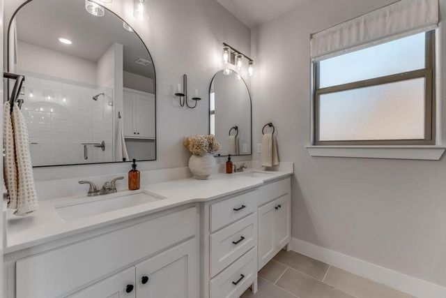 8 Rath Drive, Bella Vista, AR 72715