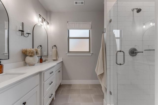 8 Rath Drive, Bella Vista, AR 72715