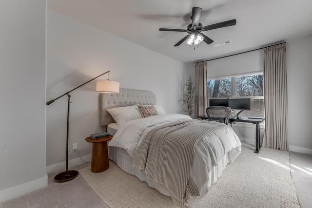 8 Rath Drive, Bella Vista, AR 72715