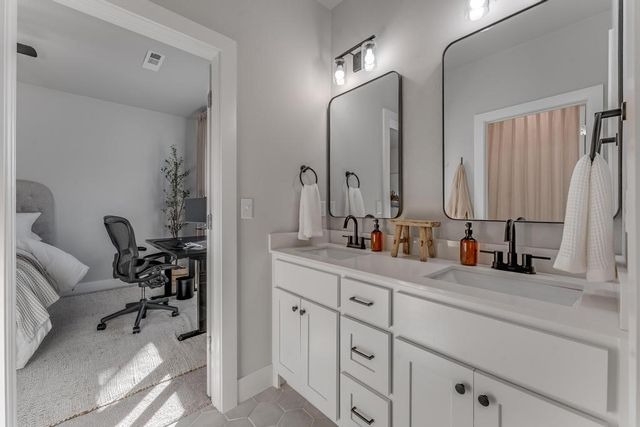 8 Rath Drive, Bella Vista, AR 72715