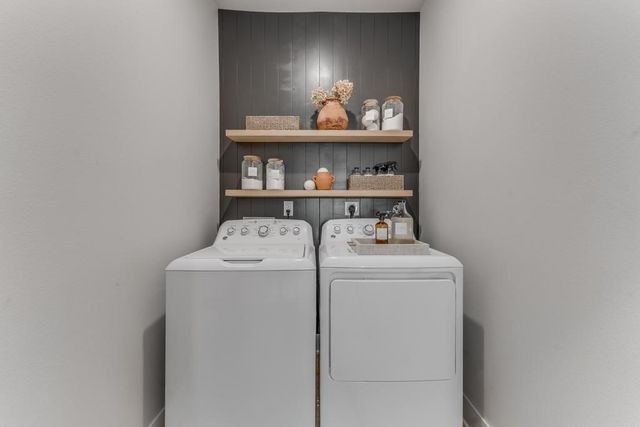 8 Rath Drive, Bella Vista, AR 72715