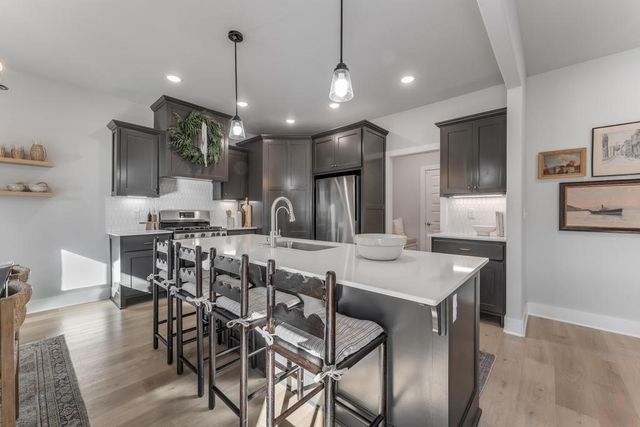 8 Rath Drive, Bella Vista, AR 72715