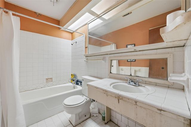 1916 Norwood Lane, Arlington, TX 76013