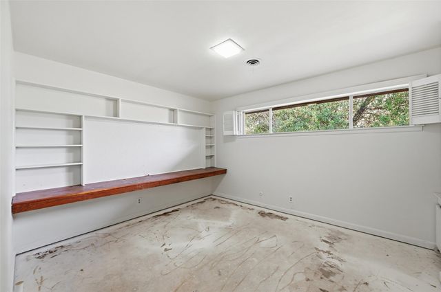 1916 Norwood Lane, Arlington, TX 76013