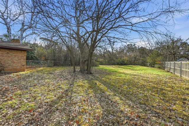 1916 Norwood Lane, Arlington, TX 76013