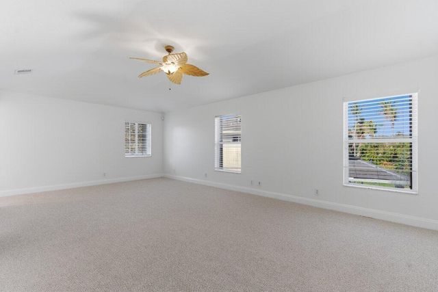 220 Blackbird Lane, Jupiter, FL 33458