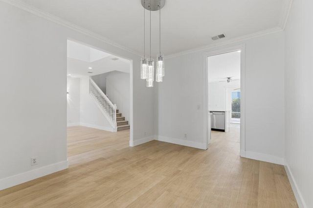 220 Blackbird Lane, Jupiter, FL 33458