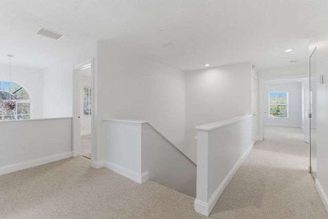 220 Blackbird Lane, Jupiter, FL 33458