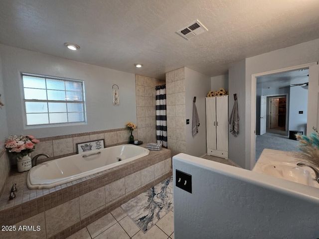 6690 Circle C Lane, Show Low, AZ 85901