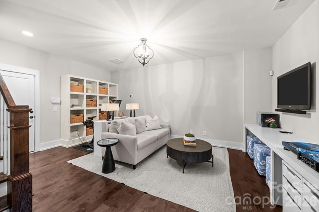1636 Kenilworth Avenue, Charlotte, NC 28203