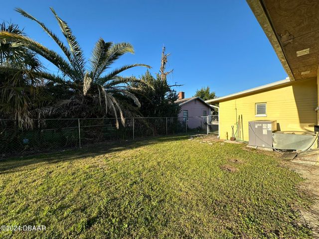 736 White Street, Daytona Beach, FL 32114