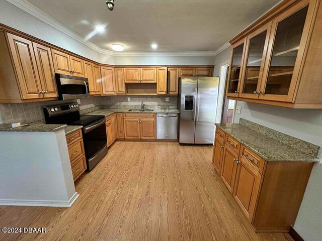 736 White Street, Daytona Beach, FL 32114